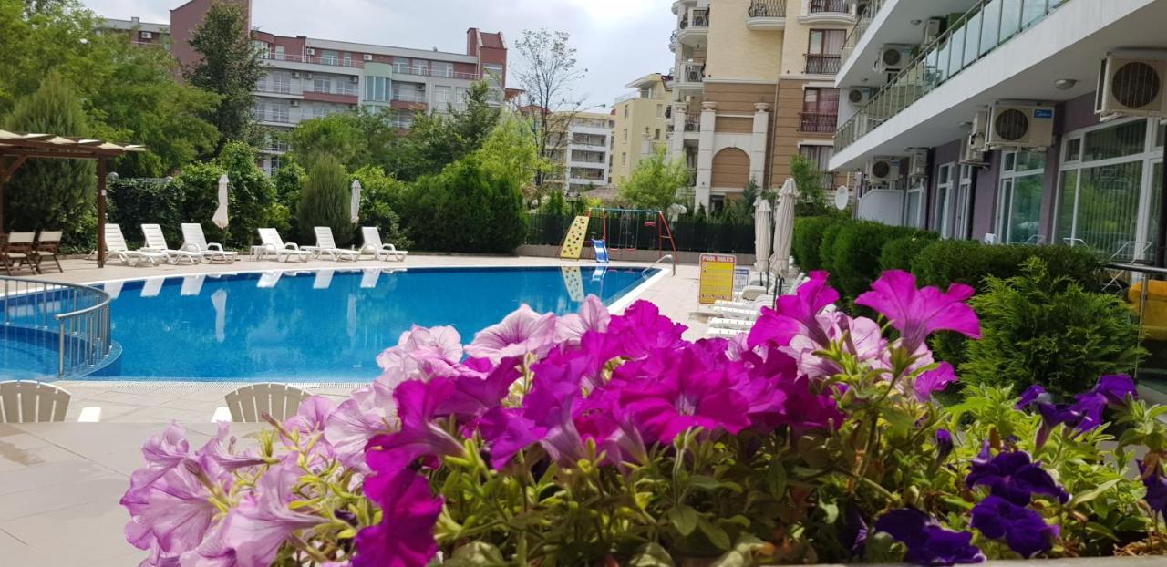 Family Apartments In Solmarin Σάνι Μπιτς Εξωτερικό φωτογραφία