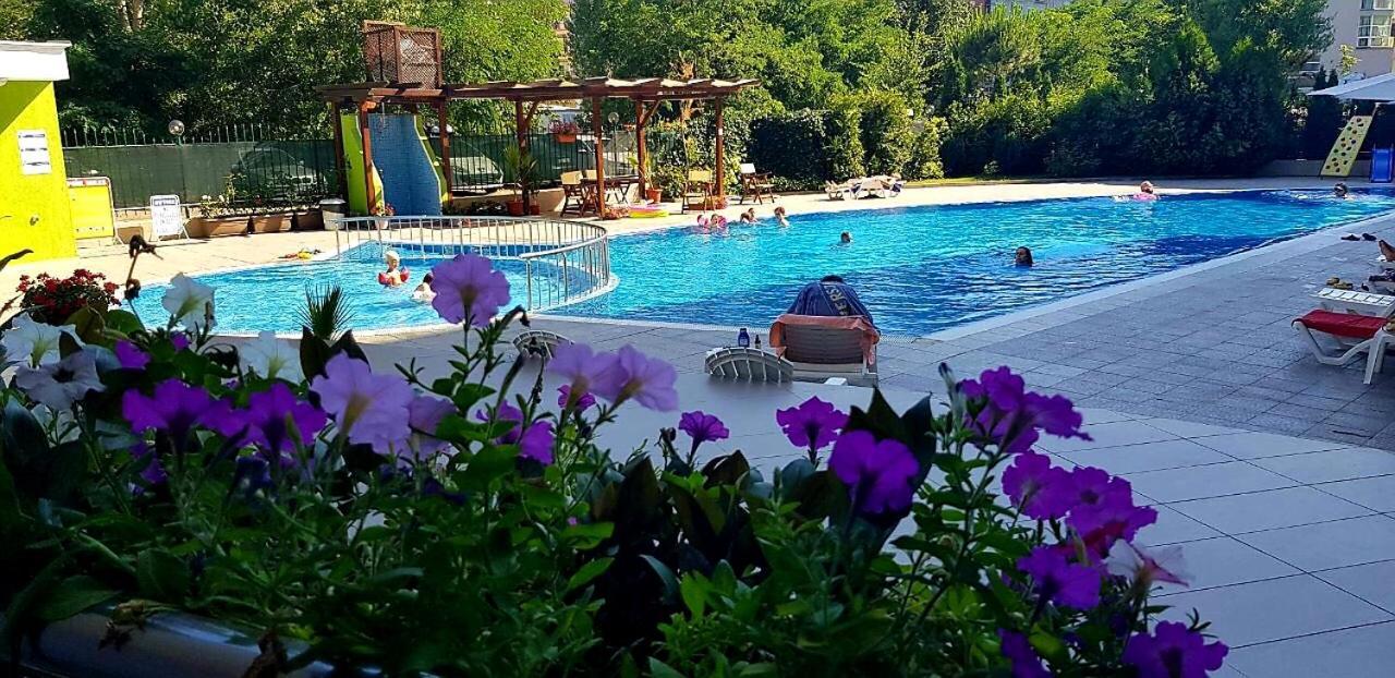 Family Apartments In Solmarin Σάνι Μπιτς Εξωτερικό φωτογραφία